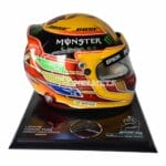lewis-hamilton-2017-world-champion-f1-replica-helmet-be9