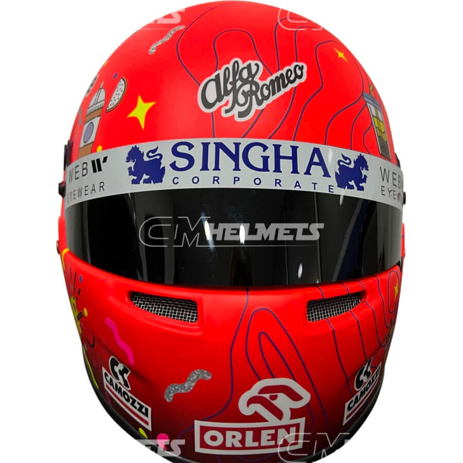 zhou-guanyu- 2022 -singapore- GP-f1-helmet-ch2
