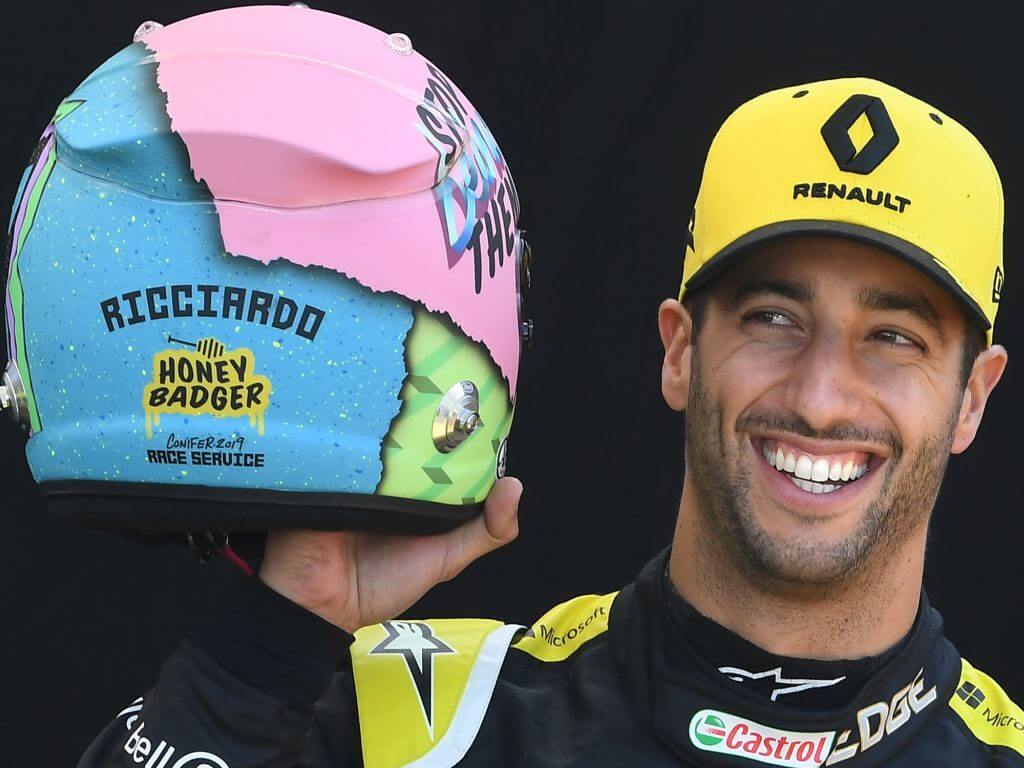 Daniel_Ricciardo_helmet_PA