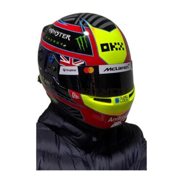 oscar-piastri-2025-f1-helmet-be12