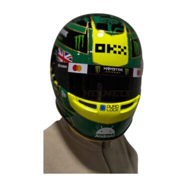 oscar-piastri-2025-australian-gp-f1-helmet-ch16
